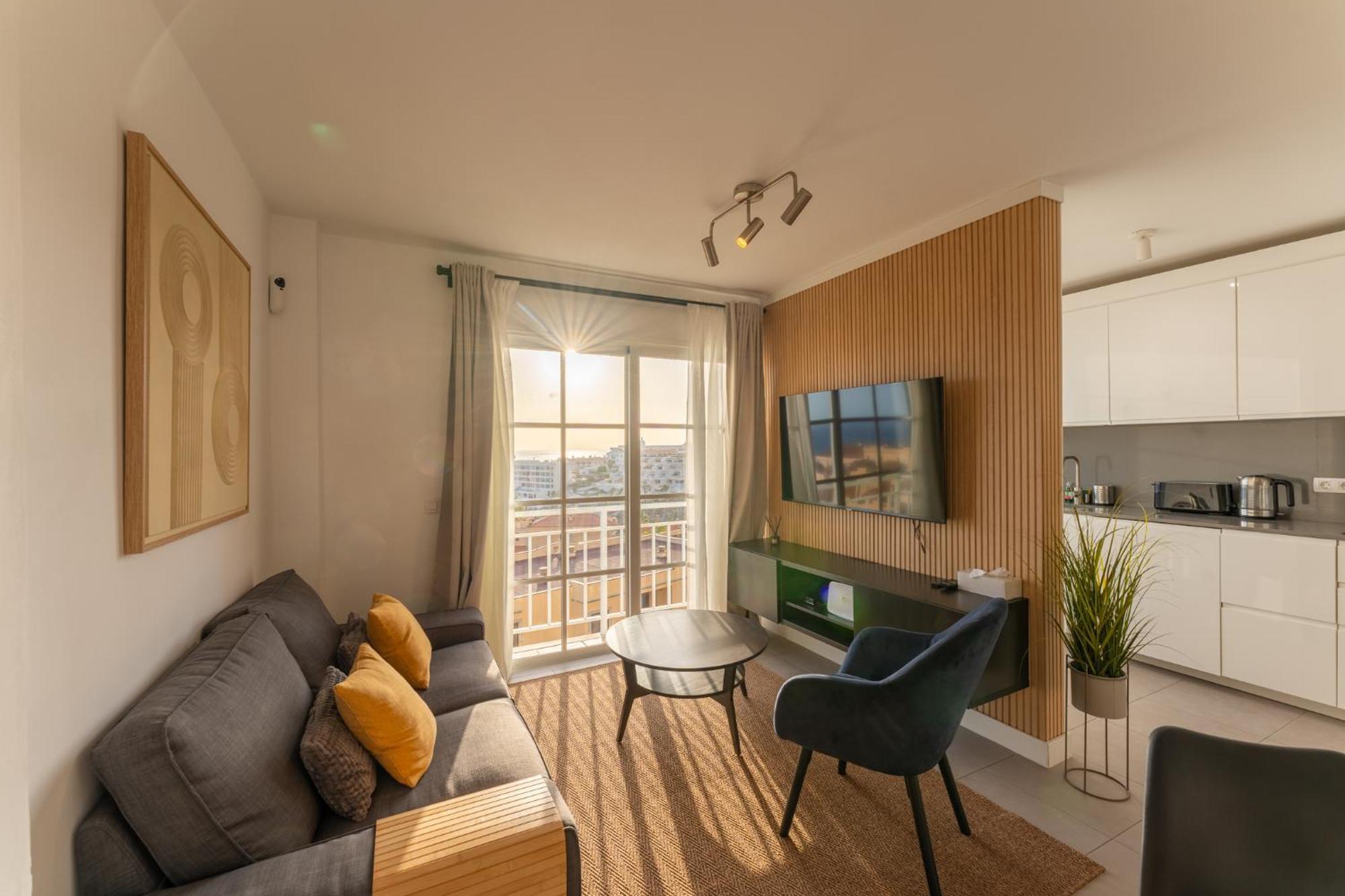 Callao Sunset Apartment, Sea View And Pool กาเยาซัลวาเค ภายนอก รูปภาพ